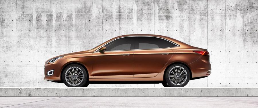  Ford Escort Concept 2013 года  (фото 11 из 14)